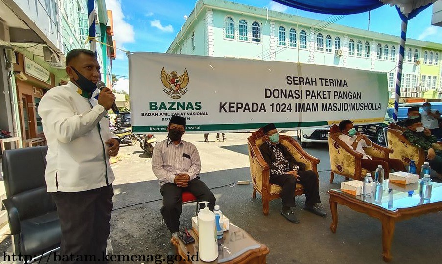 1.033 Paket Sembako dari Baznas Untuk Imam Masjid