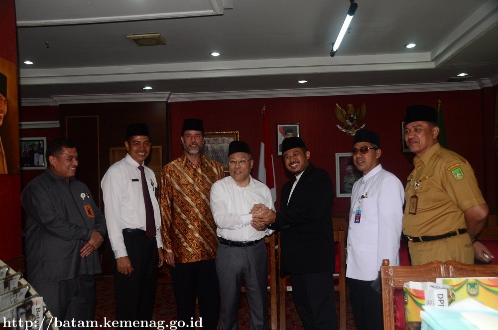 Asosiasi Muslim Shanghai China Kunjungi DPRD Batam