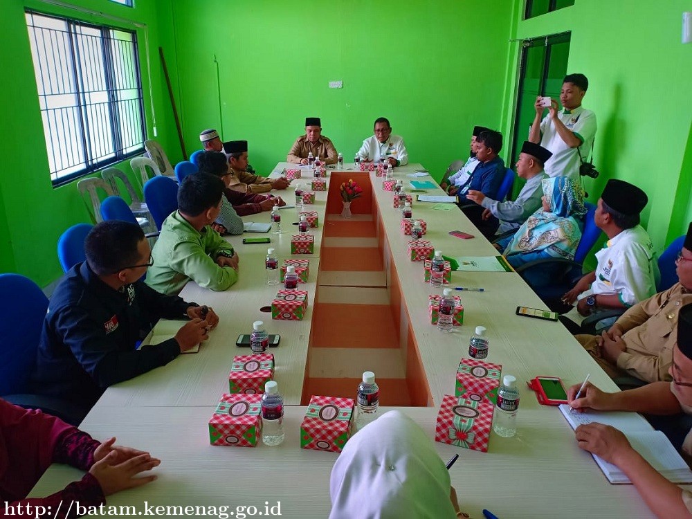 Kemenag Gelar Pertemuan Dengan Baznas, Laz dan KUA se Kota Batam