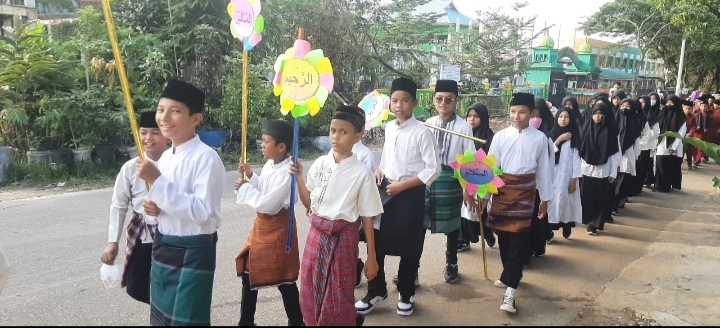 Kegiatan Sambut Tahun Baru 1444 H di MIN 2 Batam Berlangsung Meriah