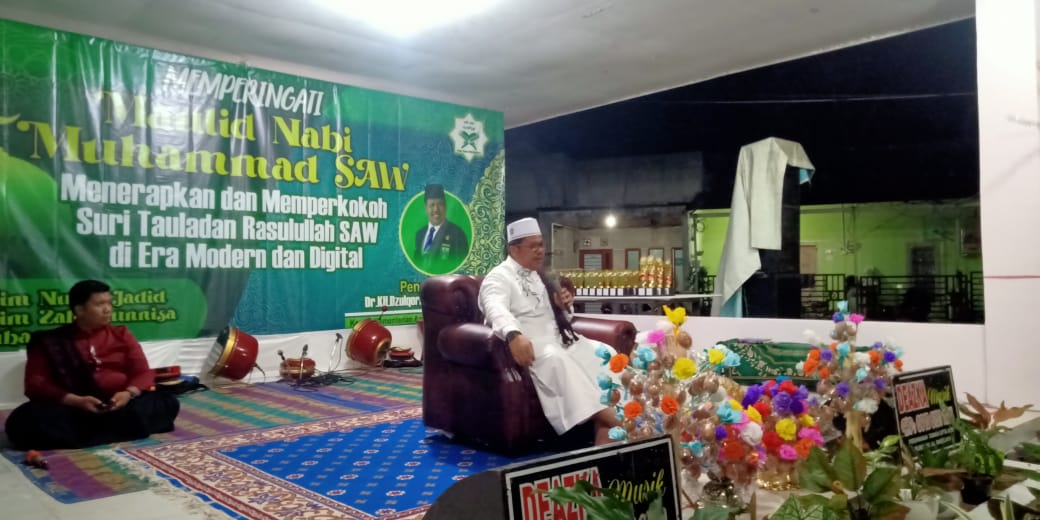Sampaikan Tausiah pada Peringatan Maulid Nabi Muhammad SAW di Taman Cipta Asri, Zulkarnain: Orang Tua Harus Mampu Menjadi Tauladan Bagi Anak-anaknya