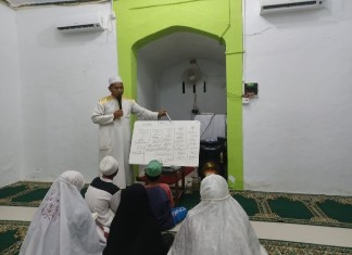 Puluhan Santri dan Jamaah Masjid An Nur Pulau Gara Menerima Pembelajaran Ilmu Tajwid
