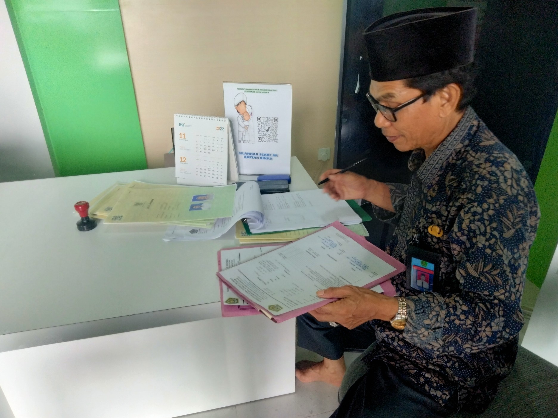 Demi Tertib Administrasi, Seksi Bimas Islam Kemenag Batam Monev  ke KUA  Kecamatan Sekupang 