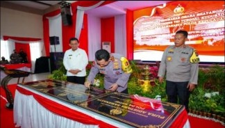 Kapolri Resmikan Pura Polda Kepri 
