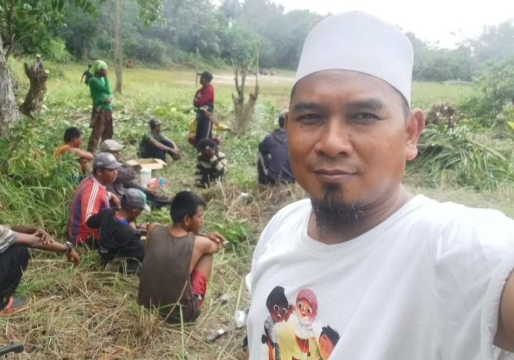 Isi Tahun Baru 2023, Masyarakat Pulau Gara Gelar Gotong Royong Bersama