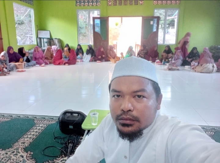 Isi Pengajian Taklim Pulau Nipah, Ust. Subur Sampaikan Bab Waktu dan Keutamaan Sholat Sunnah