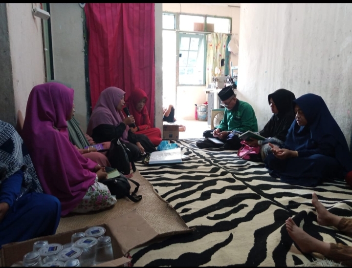 Ust Bima Sakti Sampaikan Ceramah Isra Mi'raj Ibuk Ibuk Muallaf