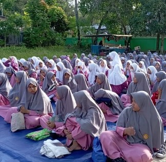 MTsN 2 Batam Lakukan Penggalangan Dana dan Doa Bersama