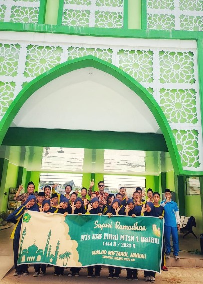 MTs USB Filial MTsN 1 Batam Turunkan 35 Siswa Siswi Sebagai Dai Ramadhan 1444 H /2023 M