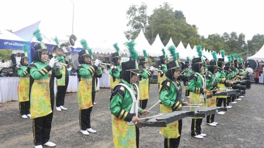 Marching Band MAN Batam Semarakkan Pembukaan Kemenag Expo 2023