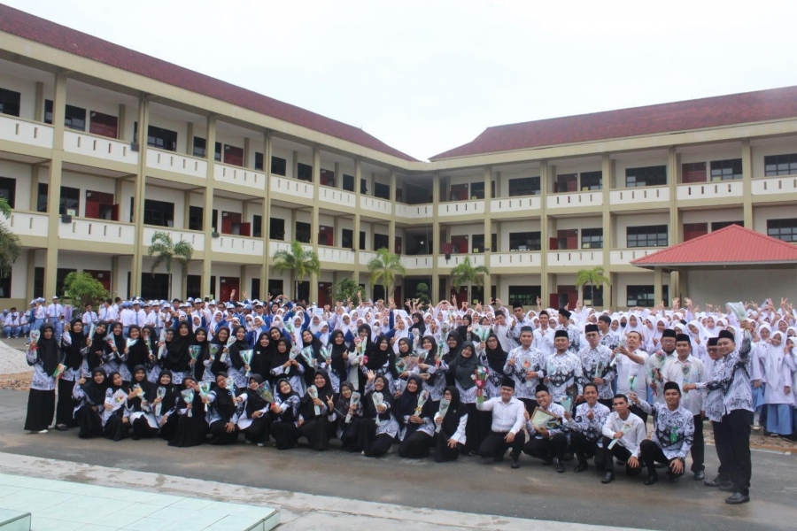 Rekor Terbaru, Siswa MAN Batam Paling Banyak Diterima di PTN Favorit Jalur SNBP 2023 Tingkat MA se-Kepulauan Riau