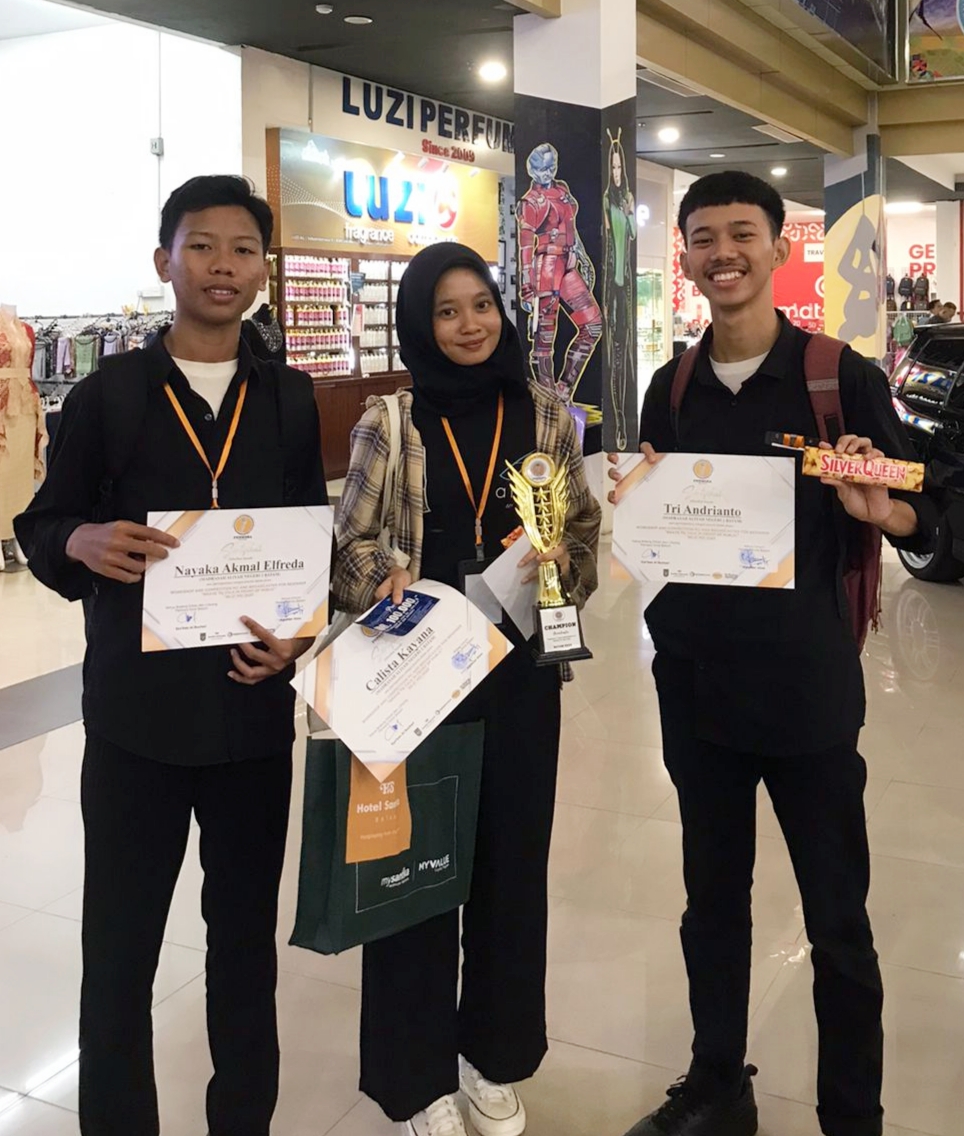 Tiga Siswa/i utusan MA USB Filial MAN Batam mengikuti ajang mencari bakat Workshop and Competition MC And Broadcaster For Beginner