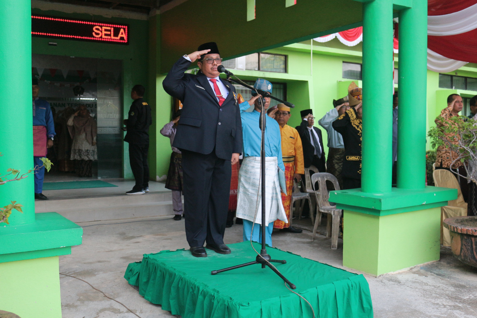 Dr. H. Zulkarnain, S.Ag., M.H. Pembina Upacara Hari Ulang Tahun (HUT) RI ke-78