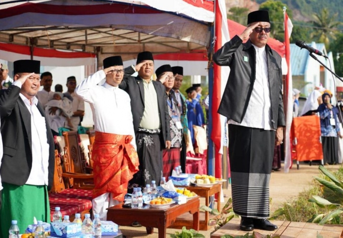 Unggul Fahmi Hasibuan Upacara Peringatan Hari Santri di Kecamatan Sungai Beduk