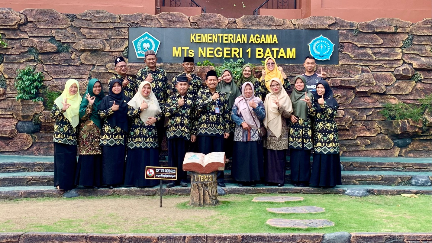MTsN 1 Batam Laksanakan Re-Akreditasi Madrasah, Divisitasi oleh Tim Asesor BAN S/M Provinsi Kepulauan Riau