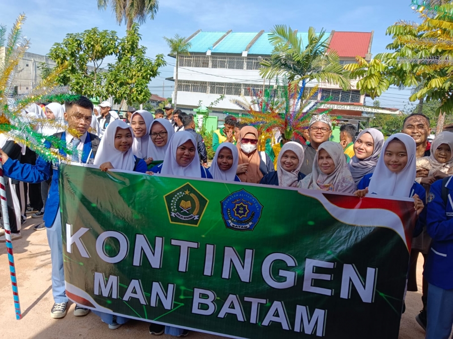 Man Batam Turut Berpartisipasi dalam Kegiatan Pembukaan Porseni Madrasah Tahun 2023 Se-Kota Batam
