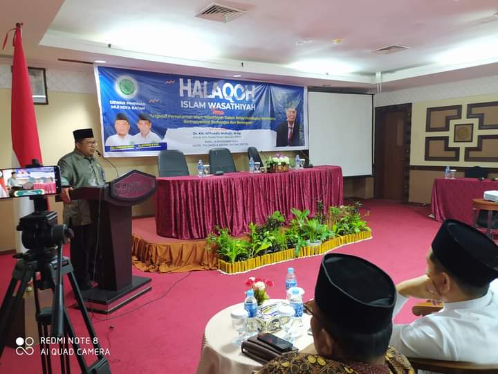 Kakankemenag Kota Batam Buka Kegiatan Halaqah Islam Wasathiyah