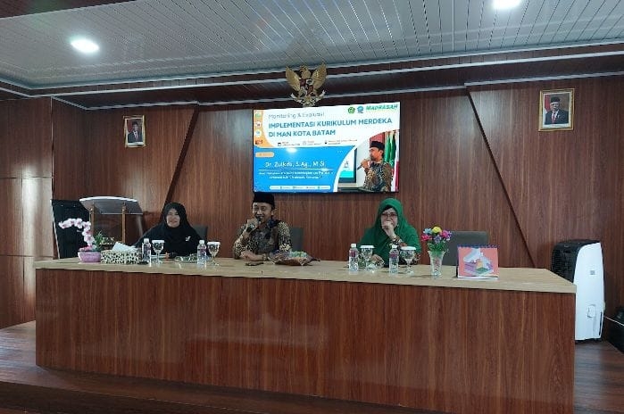 MAN Batam Gelar Kegiatan Monitoring dan Evaluasi IKM Bersama Direktorat KSKK Madrasah Kemenag RI
