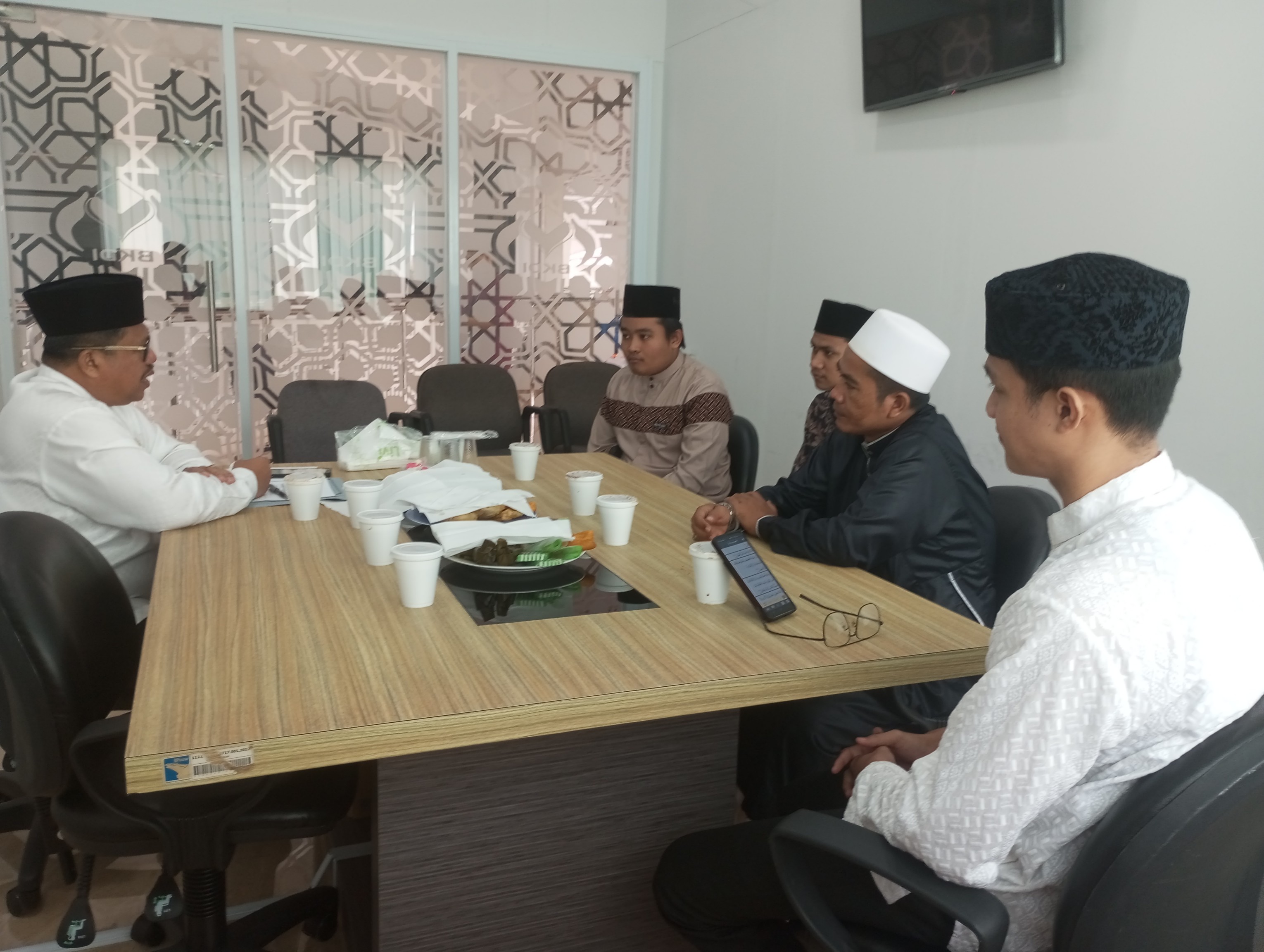 Kakankemenag Kota Batam Lakukan Pembinaan dan Penilaian Terhadap Imam dan Muadzin Masjid Baitul Makmur, Batu Ampar