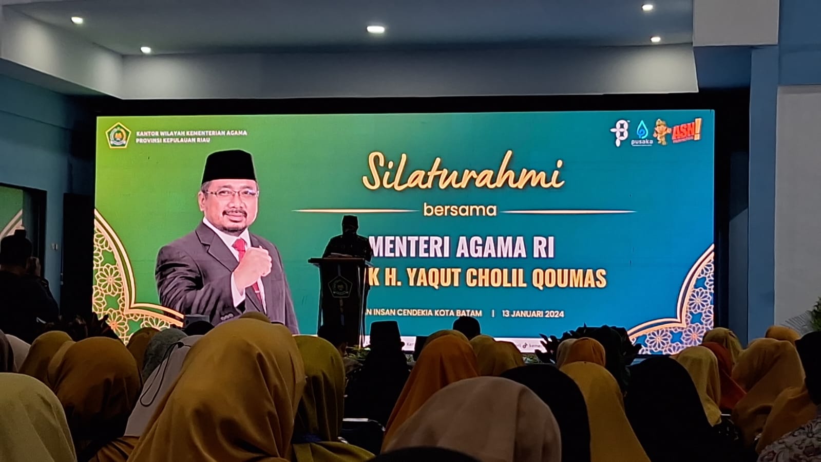 Kakankemenag Kota Batam Pimpin Do'a di Gelaran Silaturahmi Bersama Menteri Agama RI