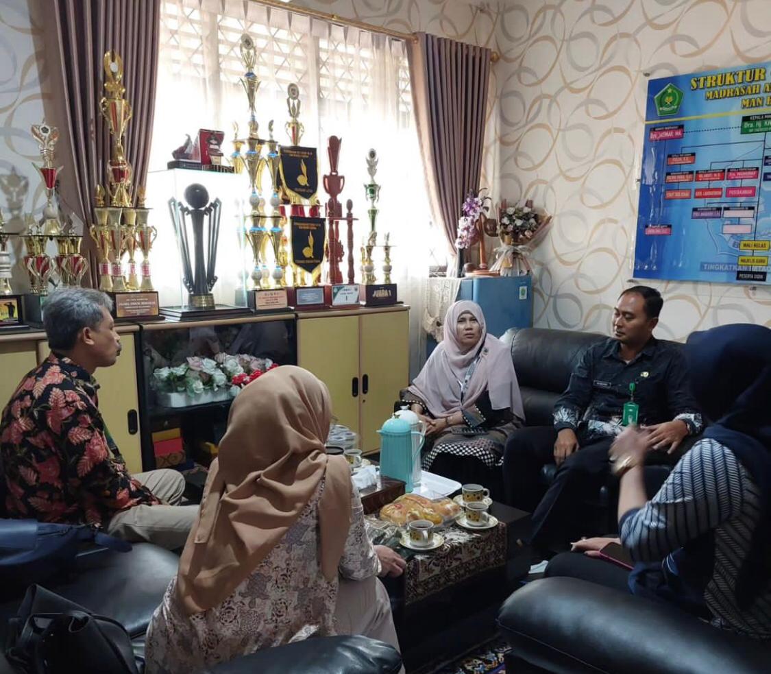 Jalin Kerja Sama, MAN Batam Terima Kunjungan dari RRI Batam