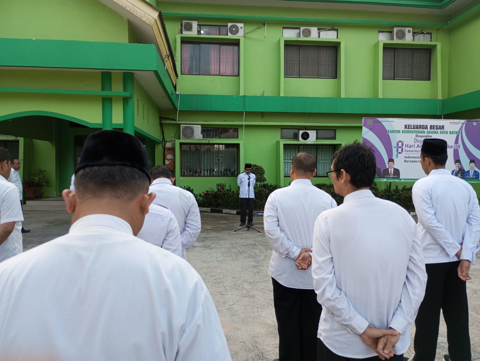 Kasi Bimas Islam Kankemenag Kota Batam Pimpin Apel Pagi Ini