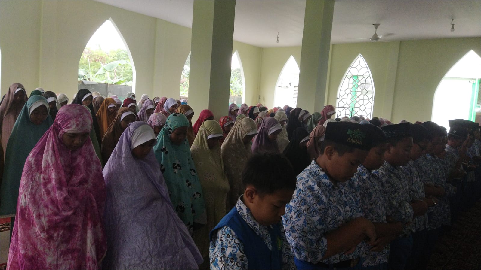 Pembiasaan Sholat Dhuha di MIN 2 Batam