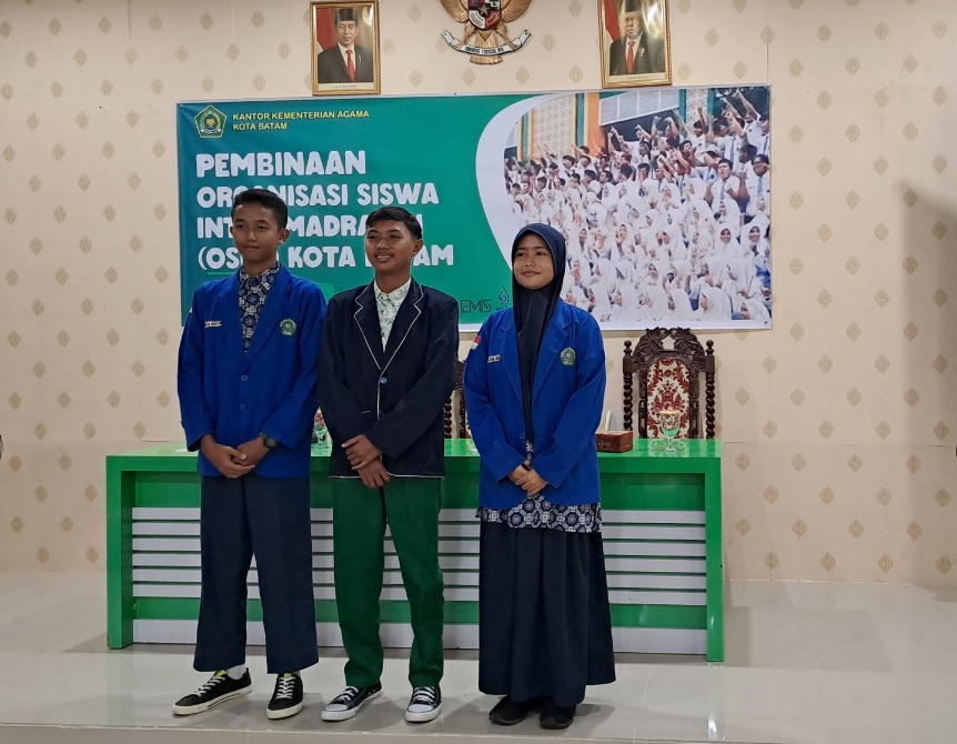 Ketua OSIM MTs USB Filial MTsN 1 Batam Nahkodai Forum Sahabat OSIM MTs se Kota Batam