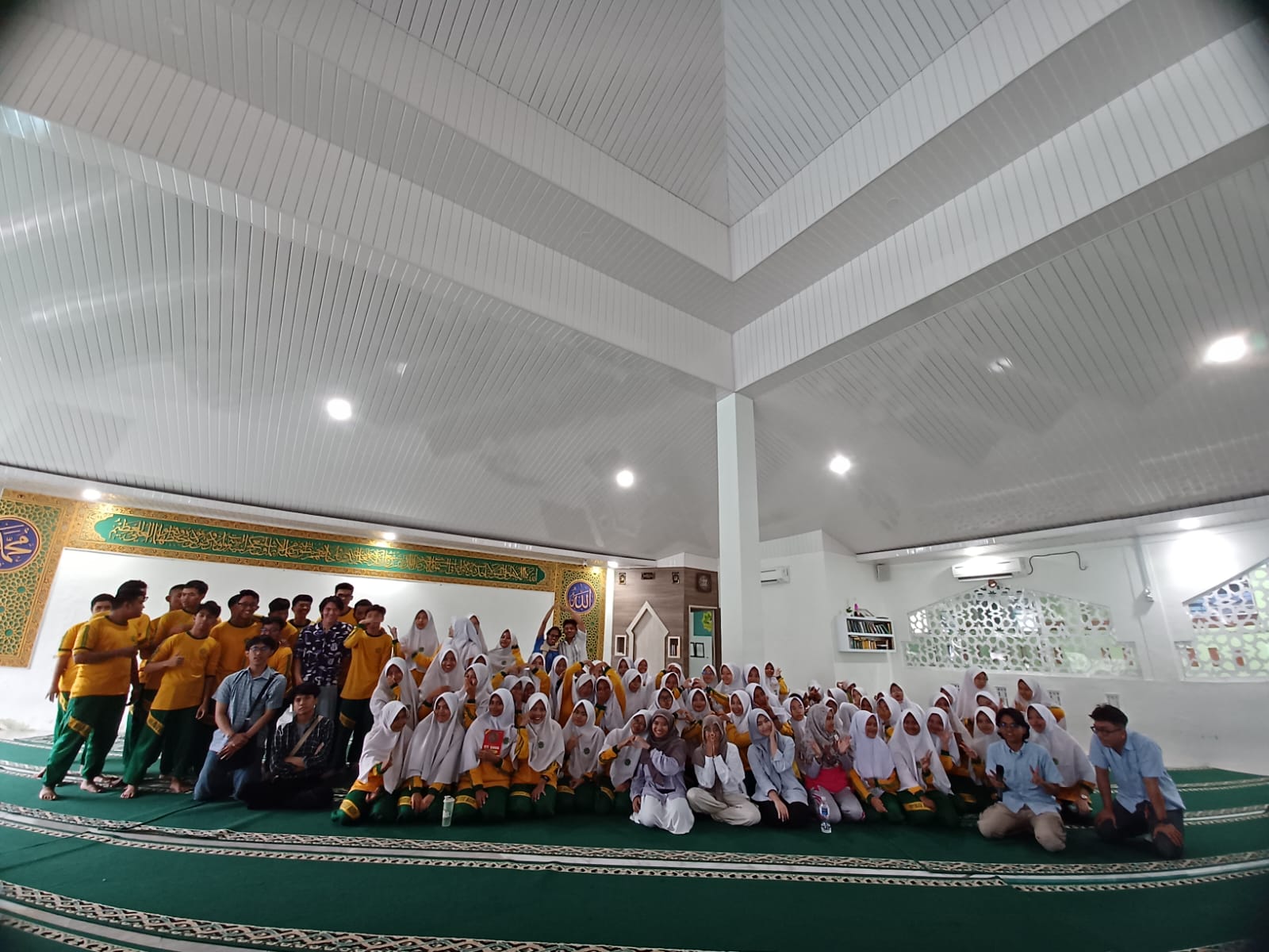 MA USB Batam Dikunjung Organisasi KPMKRY Dalam Program Goes To Scholl 