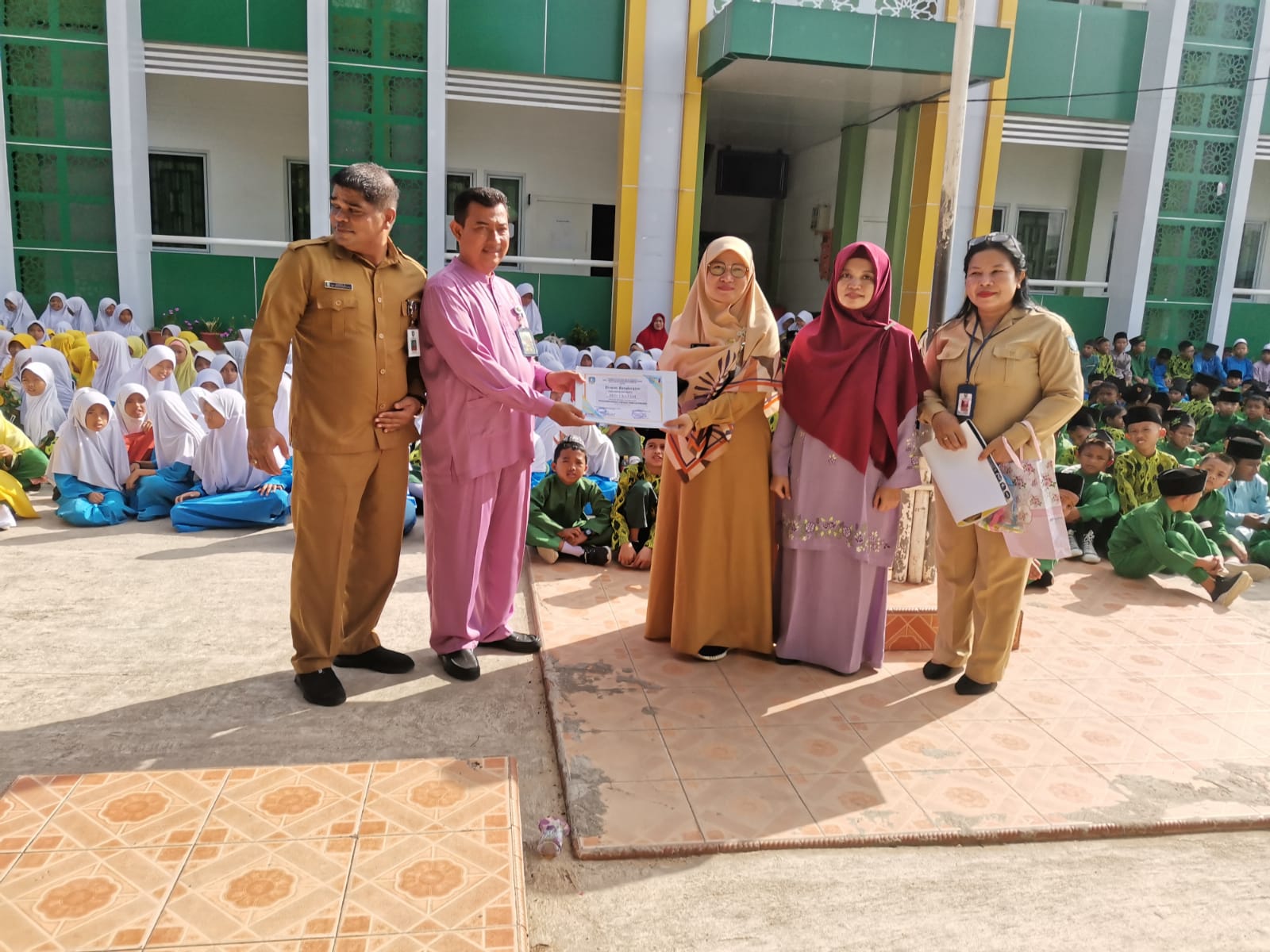 Promosi Layanan Perpustakaan Muhammad Sani di MIN 1 Batam