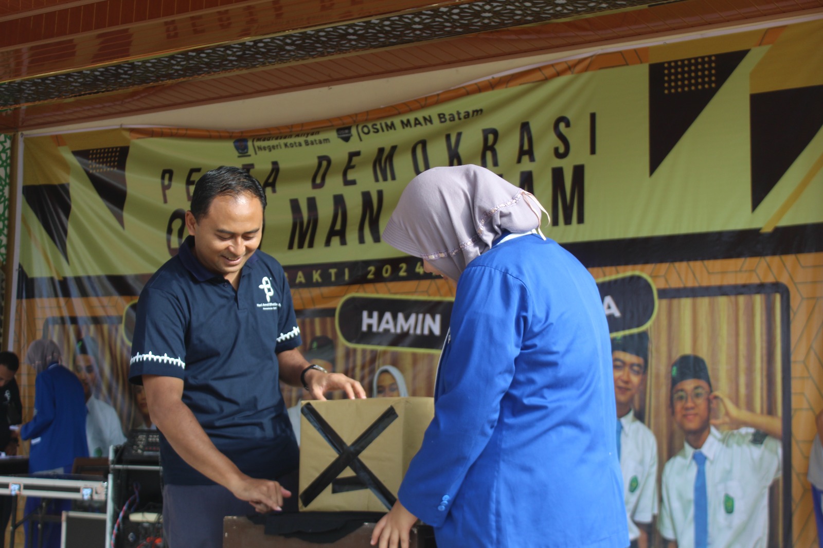 Nuansa Pesta Demokrasi Pemilu OSIM MAN Batam