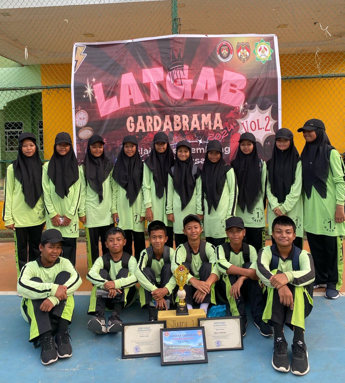 Tim SCOUT PASGARA MTsN 1 Batam Juara 1 LKBB dalam Kegiatan LATGAB Vol. 2 di MA USB Filial MAN 1 Batam