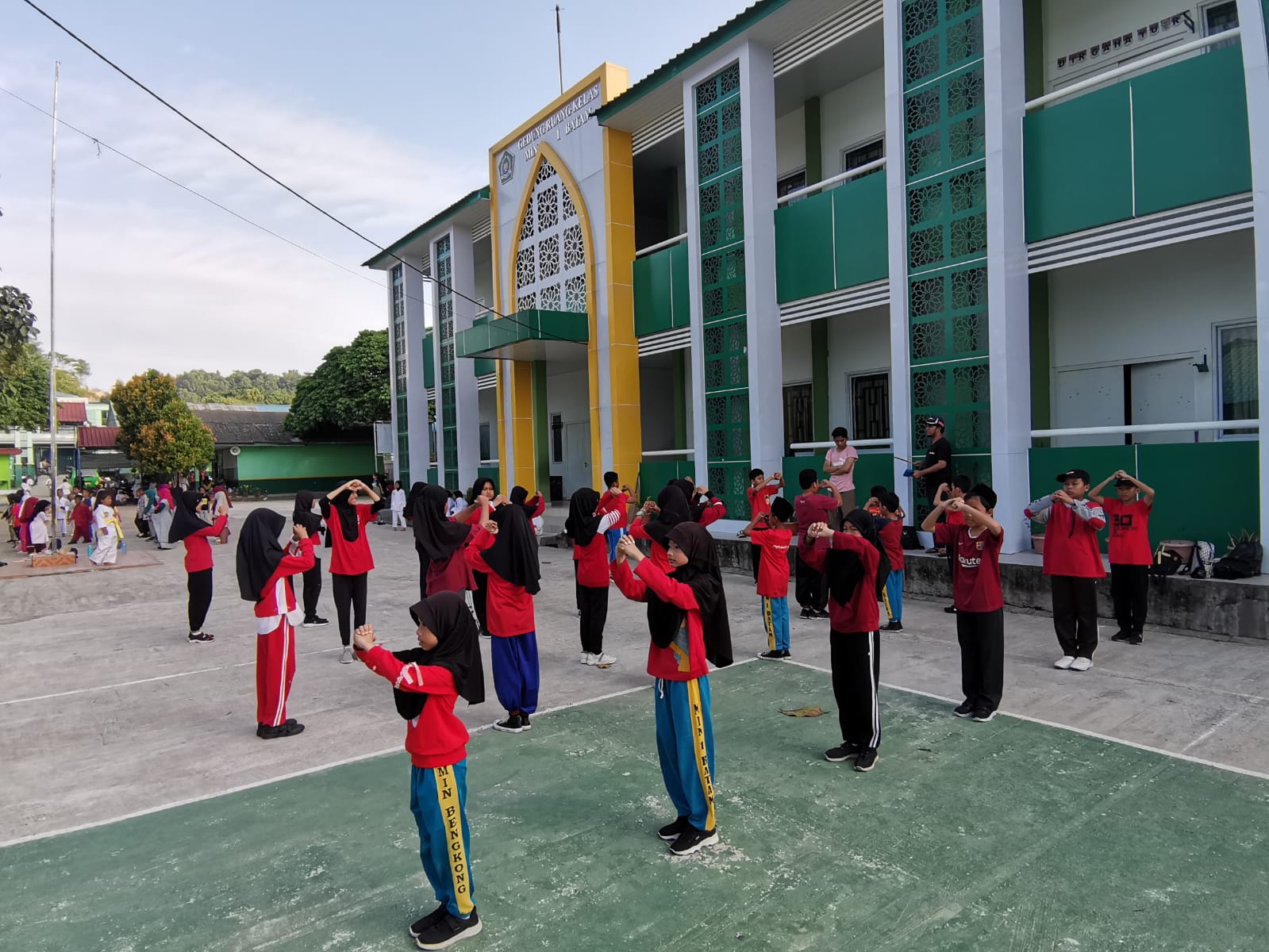 Ekstrakurikuler Marcing Band MIN 1 Batam Aktif Kembali Setelah Sempat Vakum