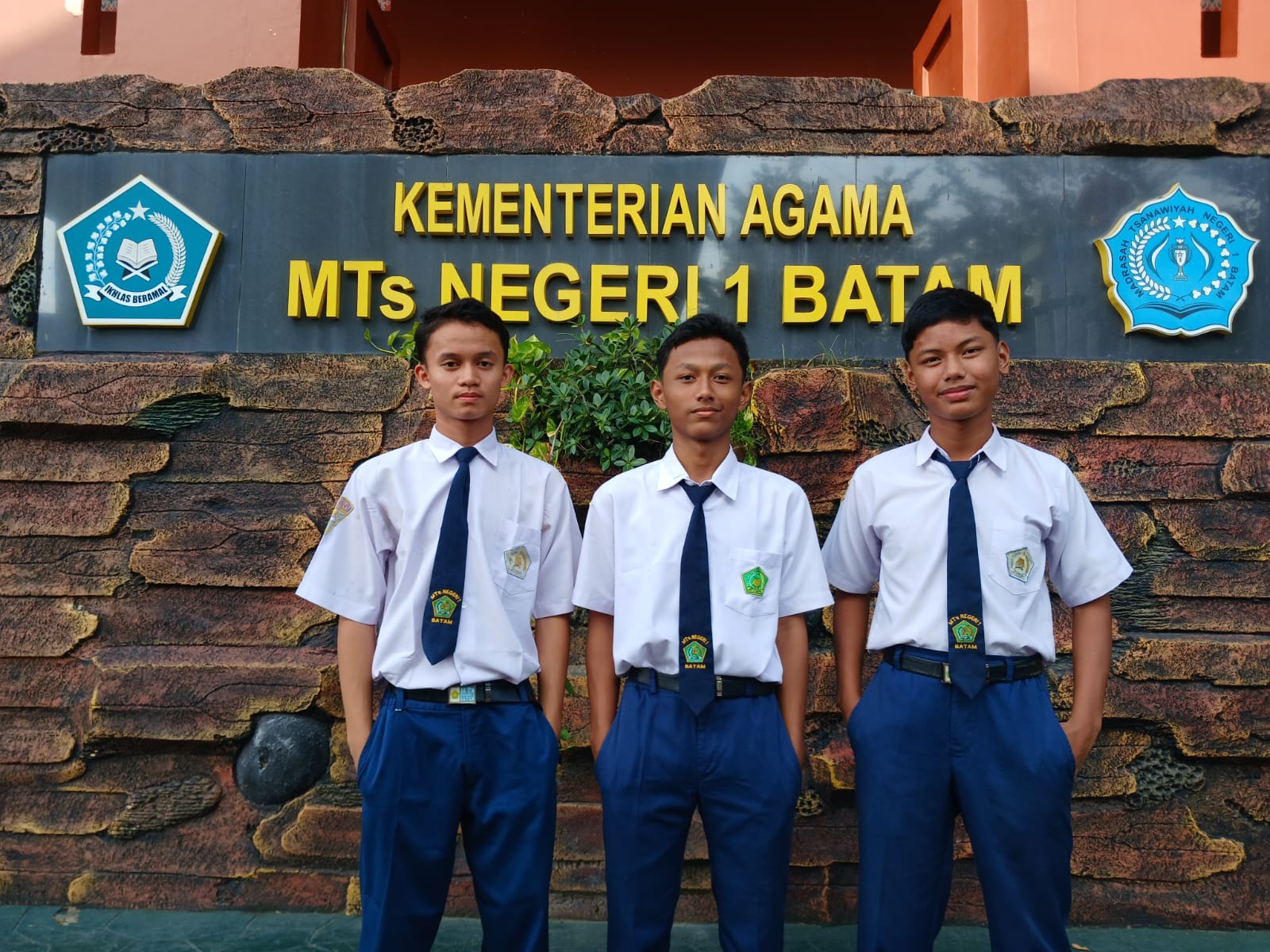 Tiga Peserta Didik MTsN 1 Batam Lulus dalam SNPDB MAN-PK Jalur Prestasi