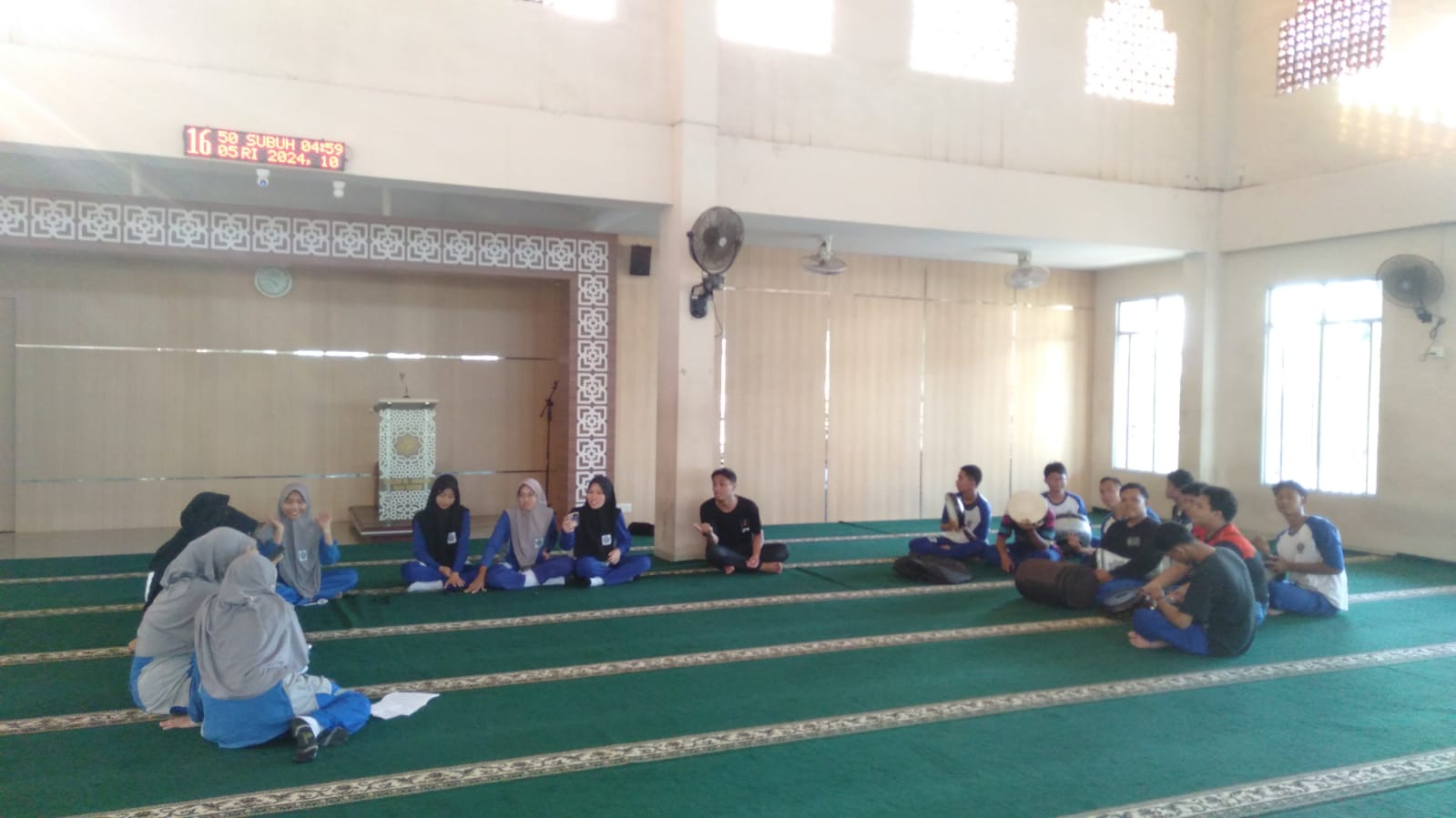 Jelang Penampilan di Helat Isra Mi'raj Tim Hadroh MAN Batam Lakukan Persiapan Maksimal