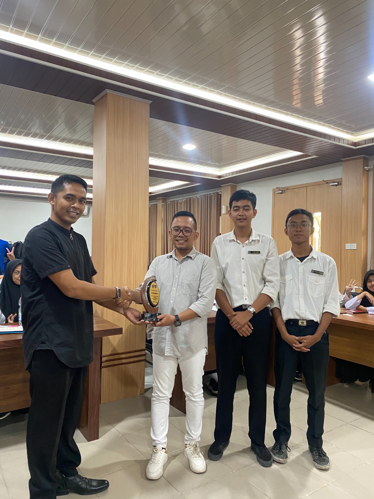 Jadi Organisasi Inti Madrasah, LDKS OSIM MAN Batam Terima Materi Leadership