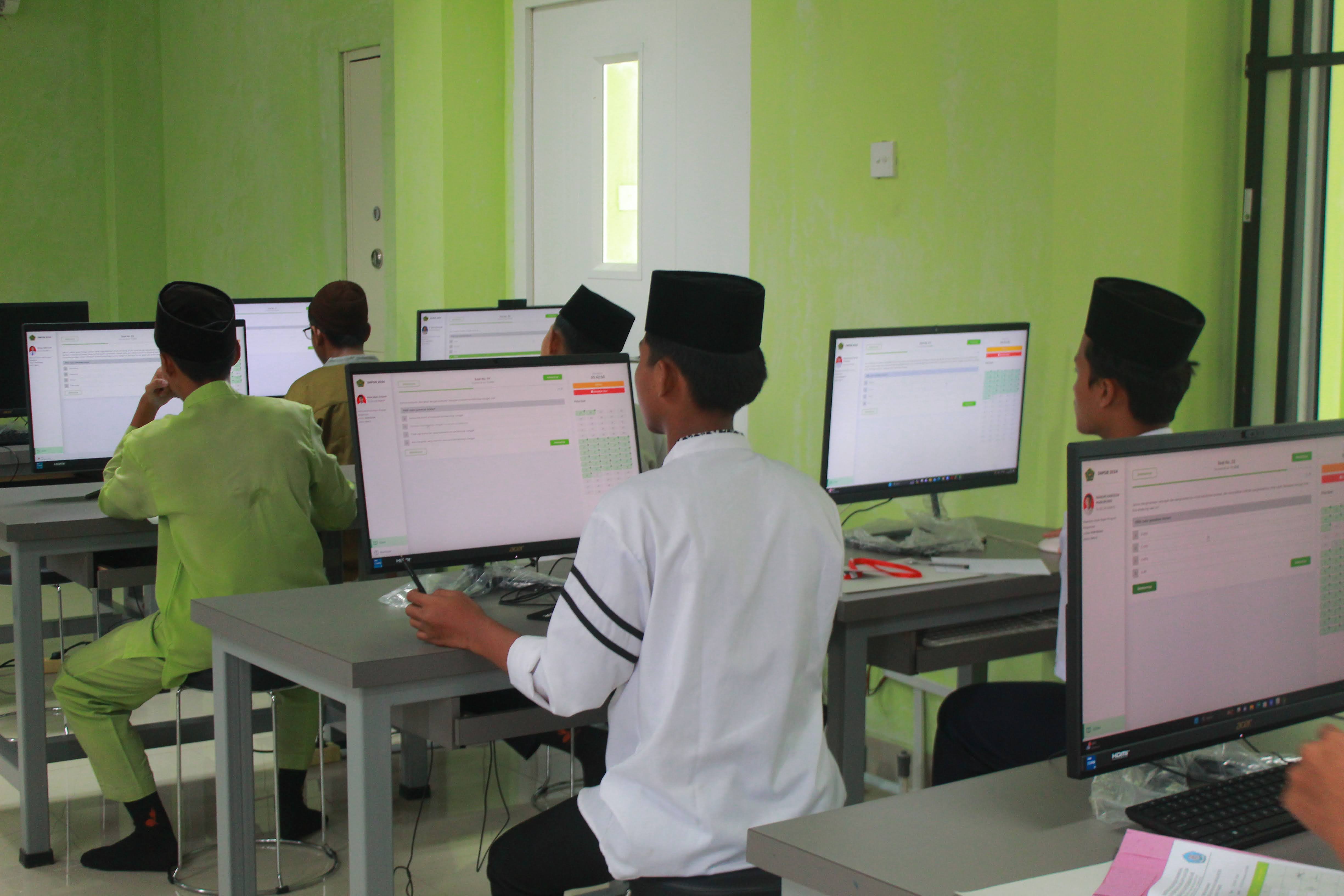 Perdana MAN BATAM Langsungkan SNPDB MAN- PK Jalur Tes