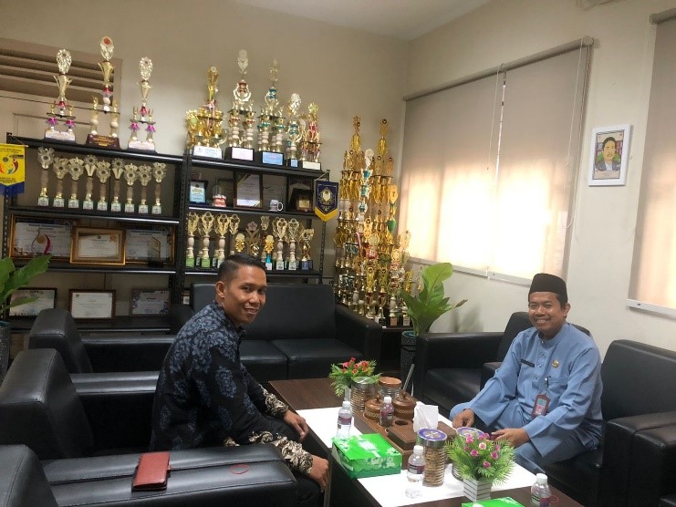 MTs N 1 Natuna Kunjungi MTsN 1 Batam Dalam Kegiatan Studi Tiru Program Cambridge