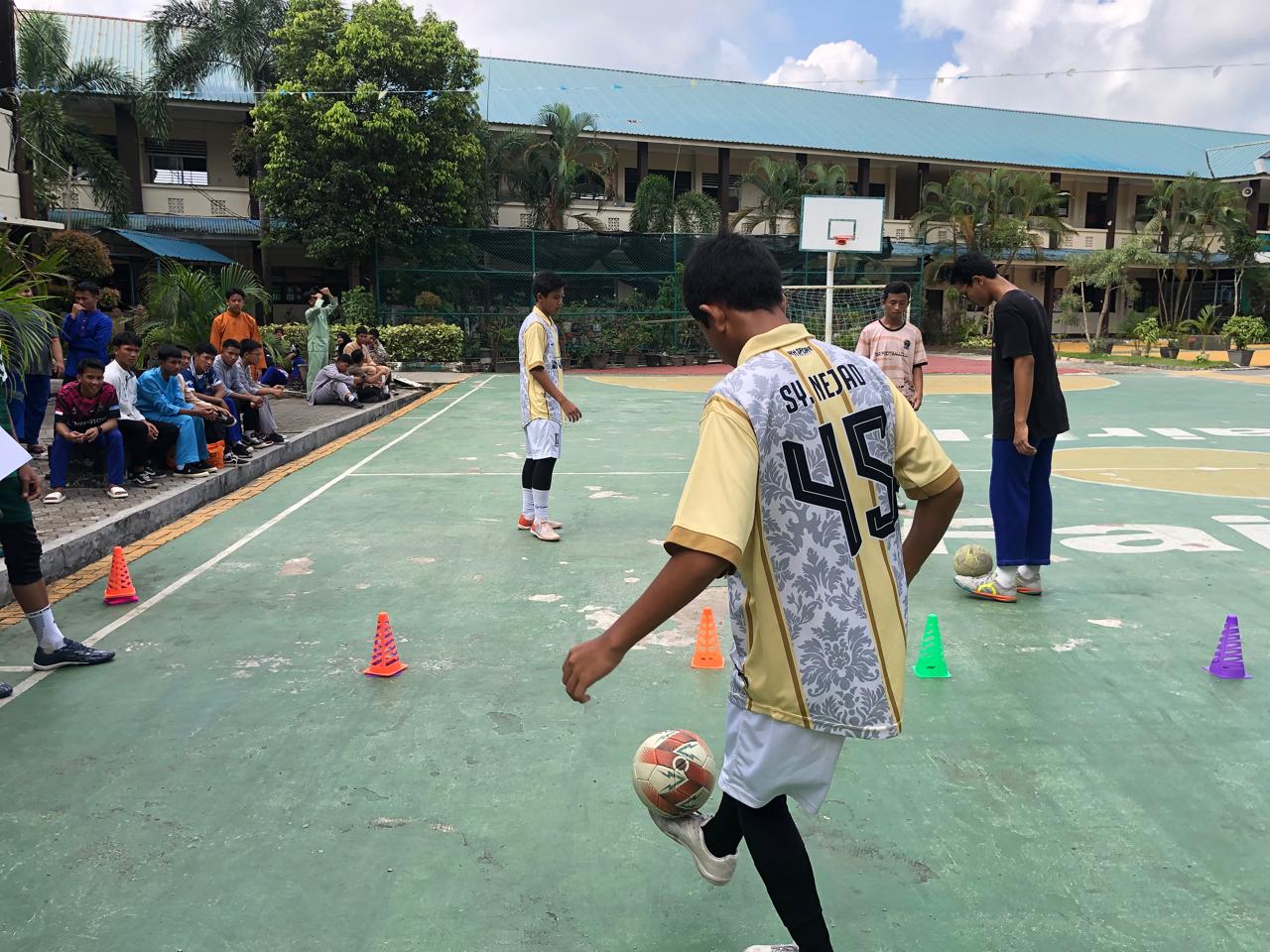 MAN Batam Laksanakan Uji Kompetensi Jalur Prestasi Non Akademik