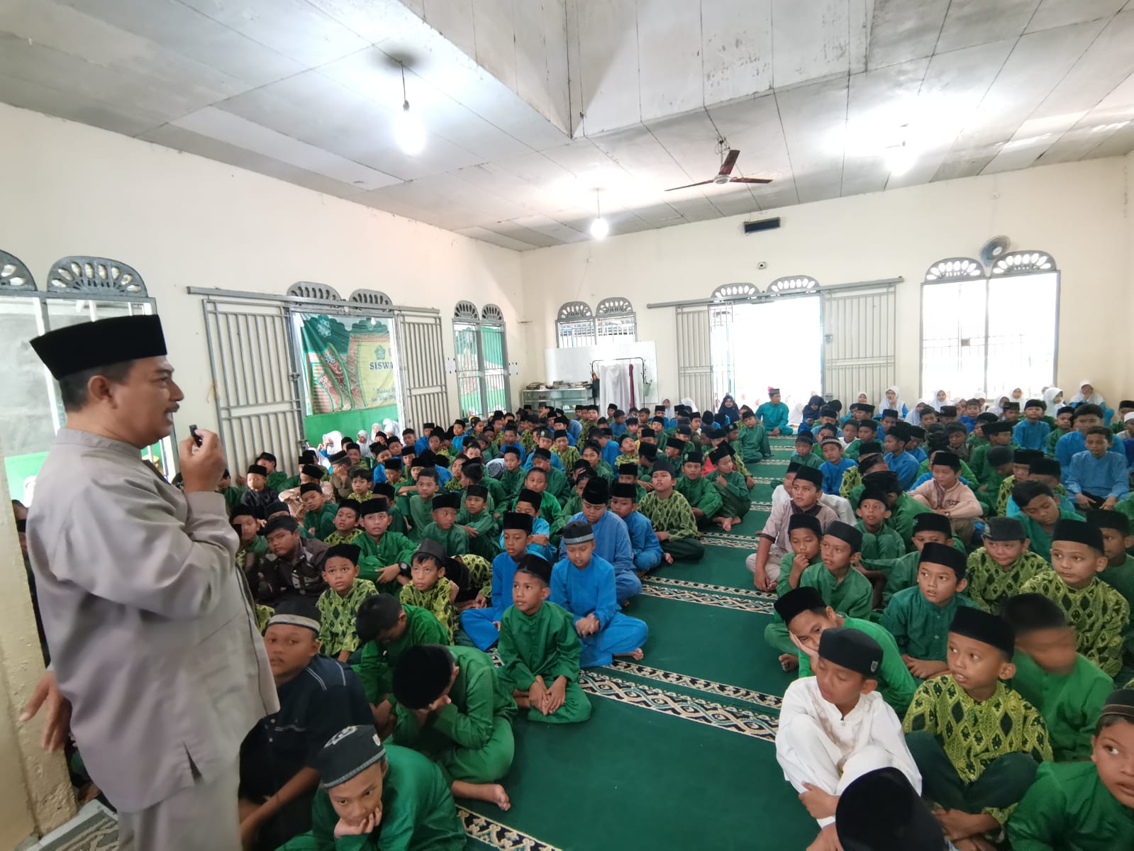 Kepala MIN 1 Batam Resmi Membuka Pesantrean Ramadhan