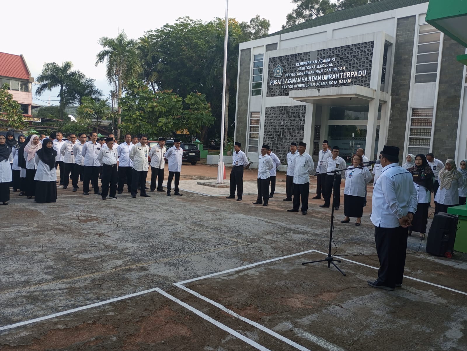 Hari Pertama Kerja Pasca Libur Lebaran, Tingkat Kehadiran Pegawai di Lingkungan Kankemenag Kota Batam Capai 99,9 Persen