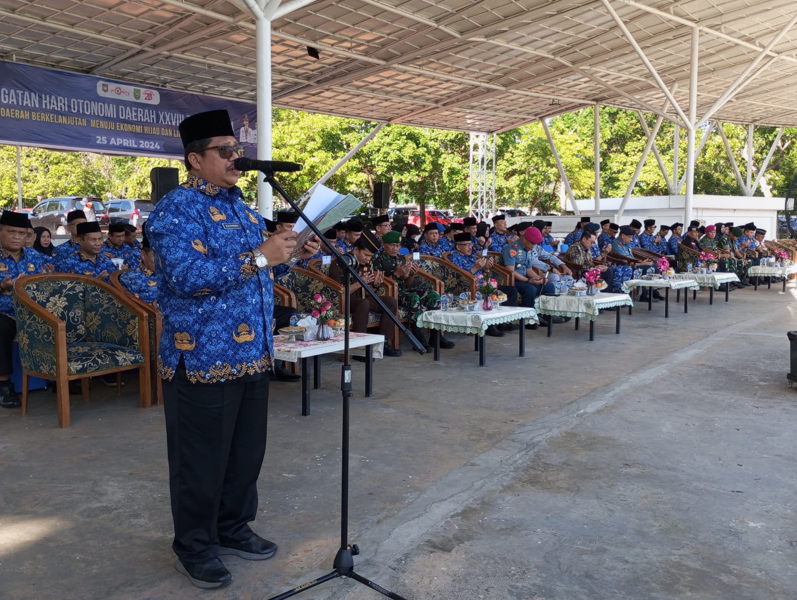 Kakankemenag Kota Batam, Zulkarnain, Pimpin Do'a Pada Upacara Hari Otonomi Daerah ke-28 Tingkat Kota Batam