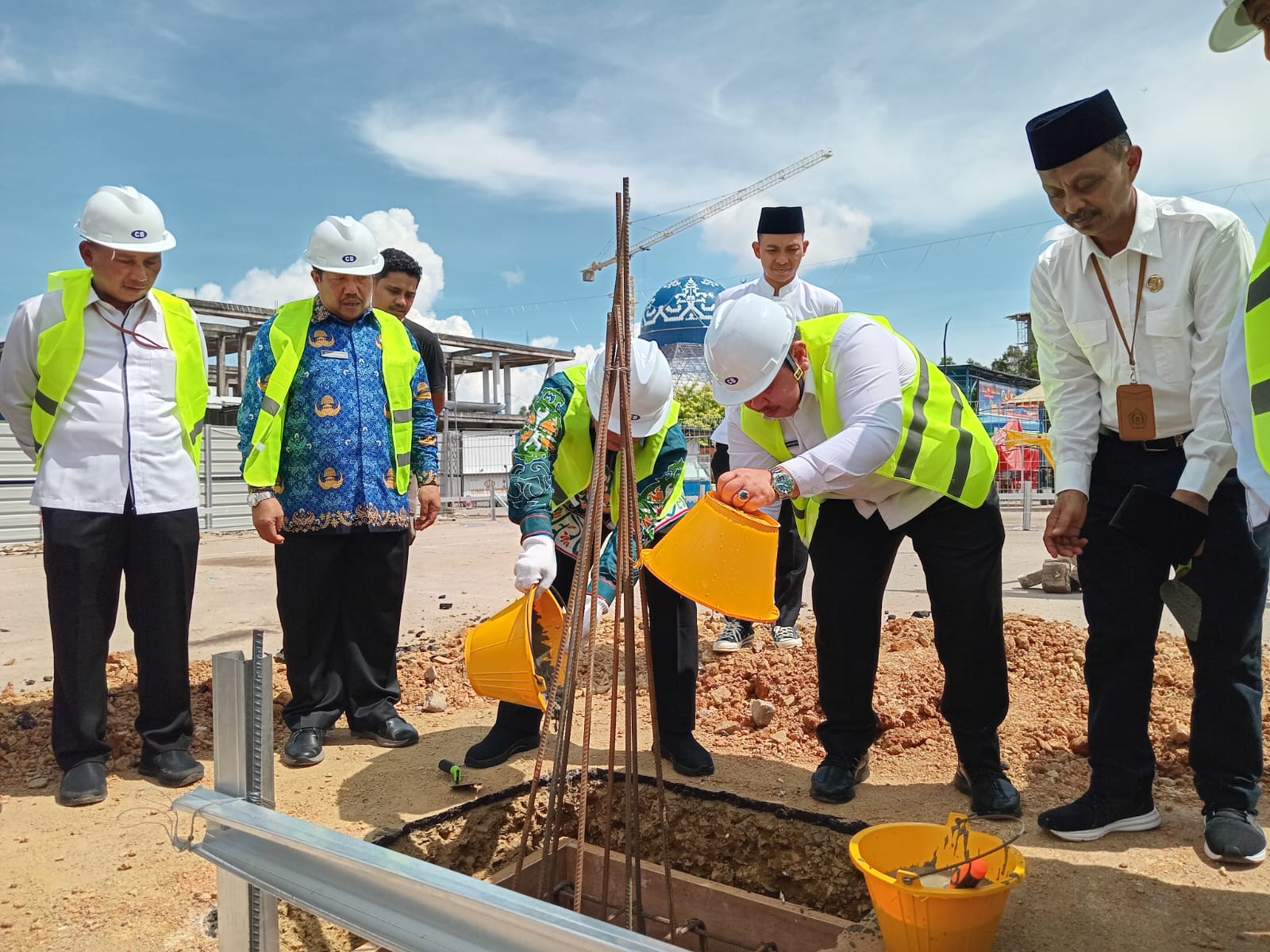 Kankemenag Kota Batam Hadiri Peletakan Batu Pertama Pembangunan Klinik Kesehatan Haji