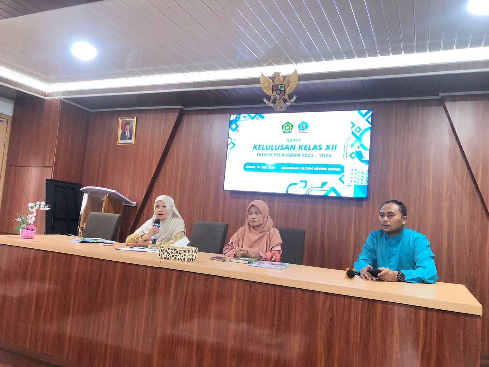 Secara Resmi MAN Batam Umumkan Kelulusan Peserta Didik Kelas XIII Lulus Seratus Persen