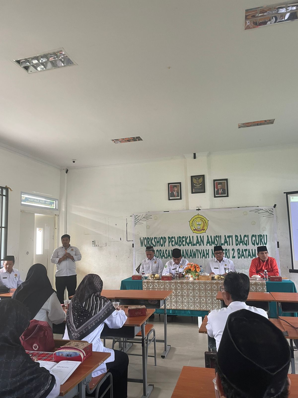 MTs Negeri 2 Batam Mengadakan Workhsop Pembekalan Amtsilati Bagi Guru