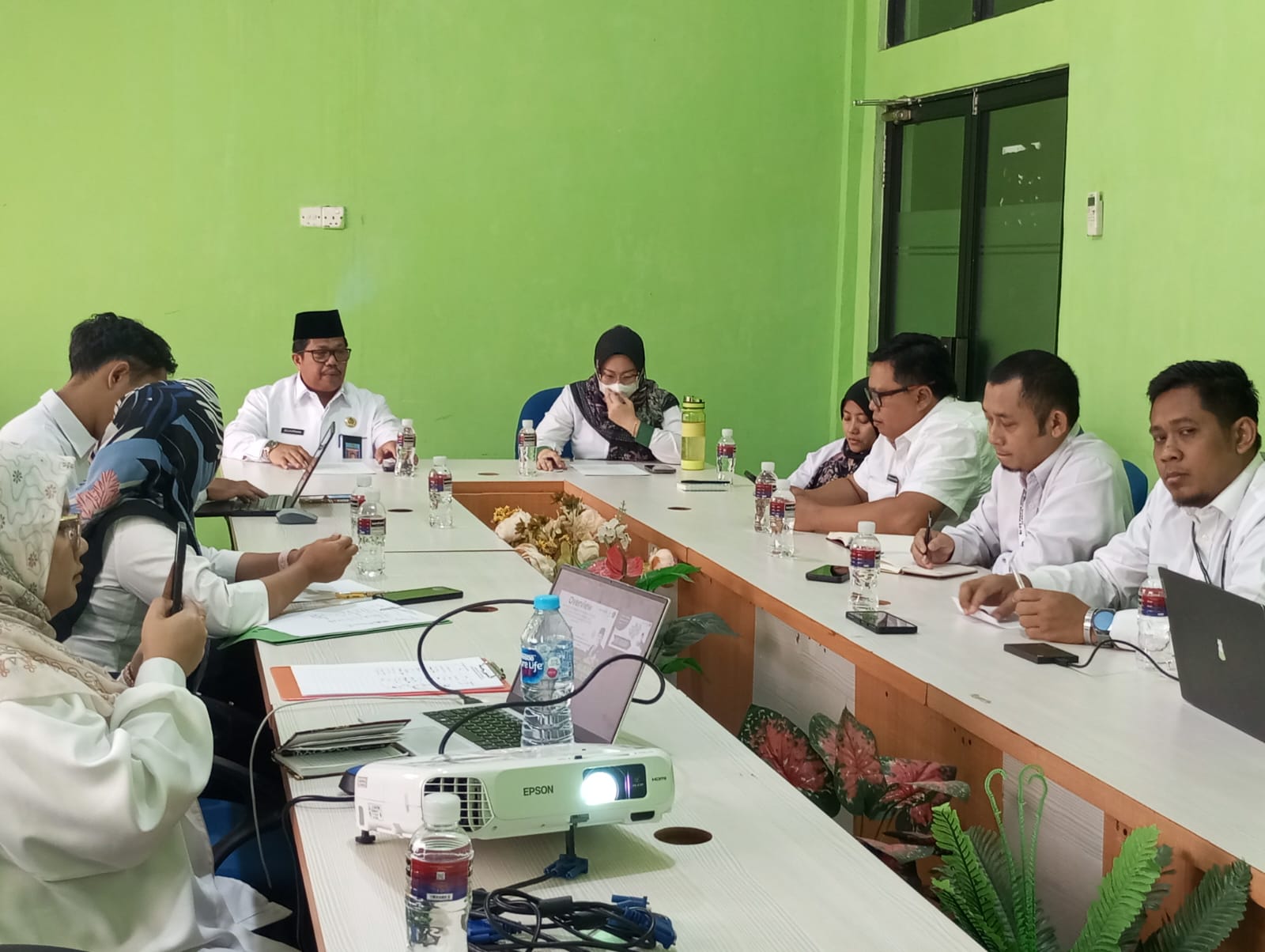 Songsong Kehadiran TPN, Kankemenag Kota Batam Gelar Rapat Koordinasi