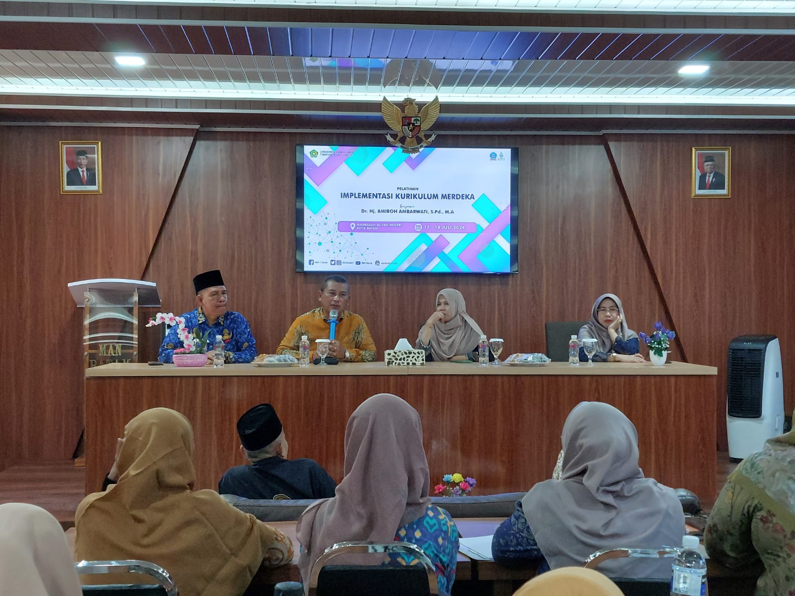 Kabid Madrasah Kanwil Kemenag Kepri Resmi Buka Kegiatan Pelatihan IKM di MAN Batam