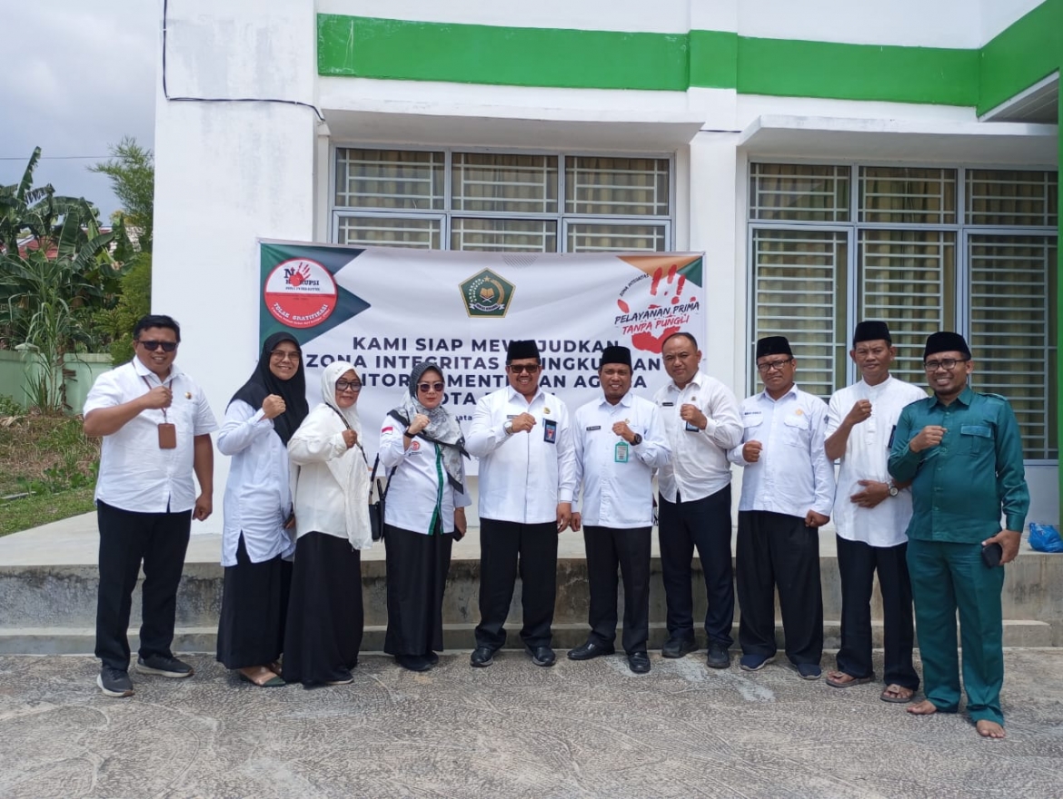 Gencarkan Pembangunan Zona Integritas, Kankemenag Kota Batam Lakukan Pembinaan di KUA