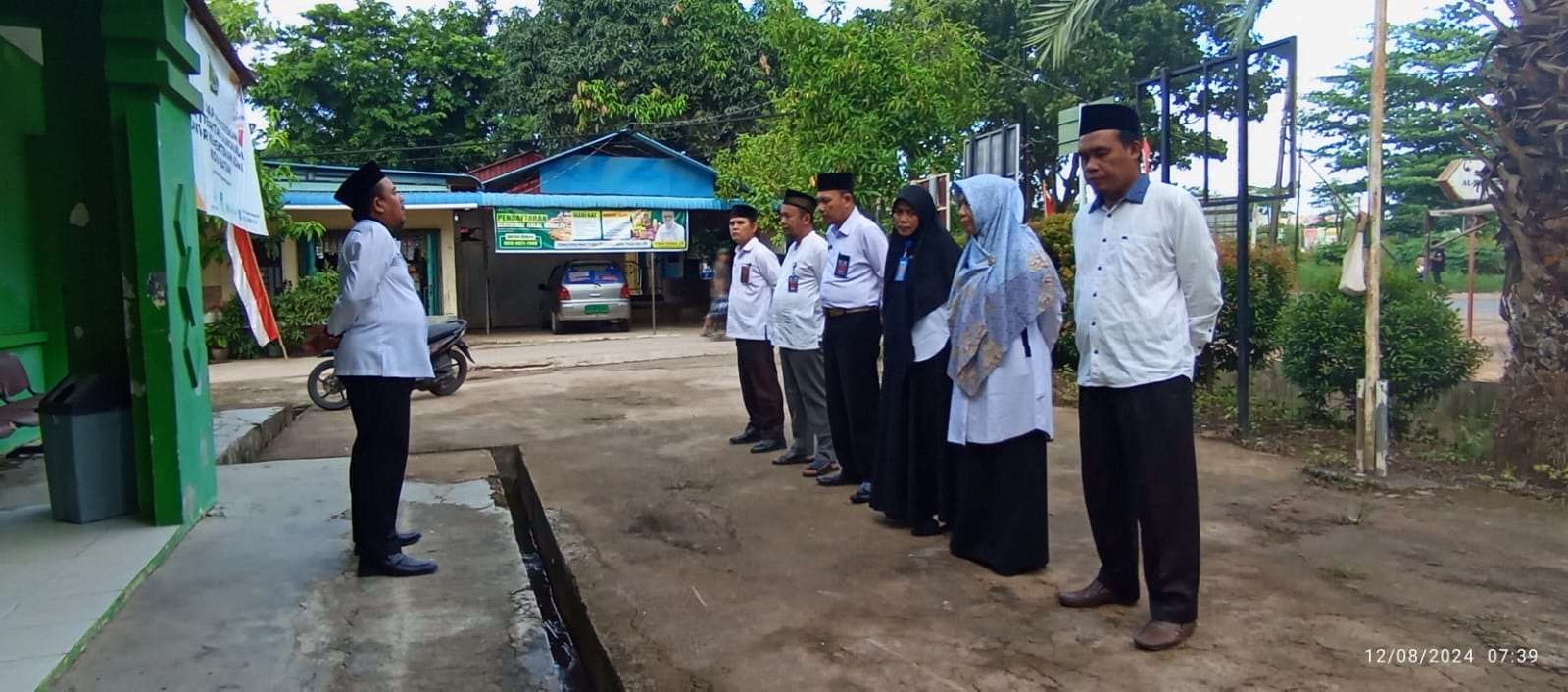 Senin Pagi, KUA Batu Aji Gelar Apel Pagi