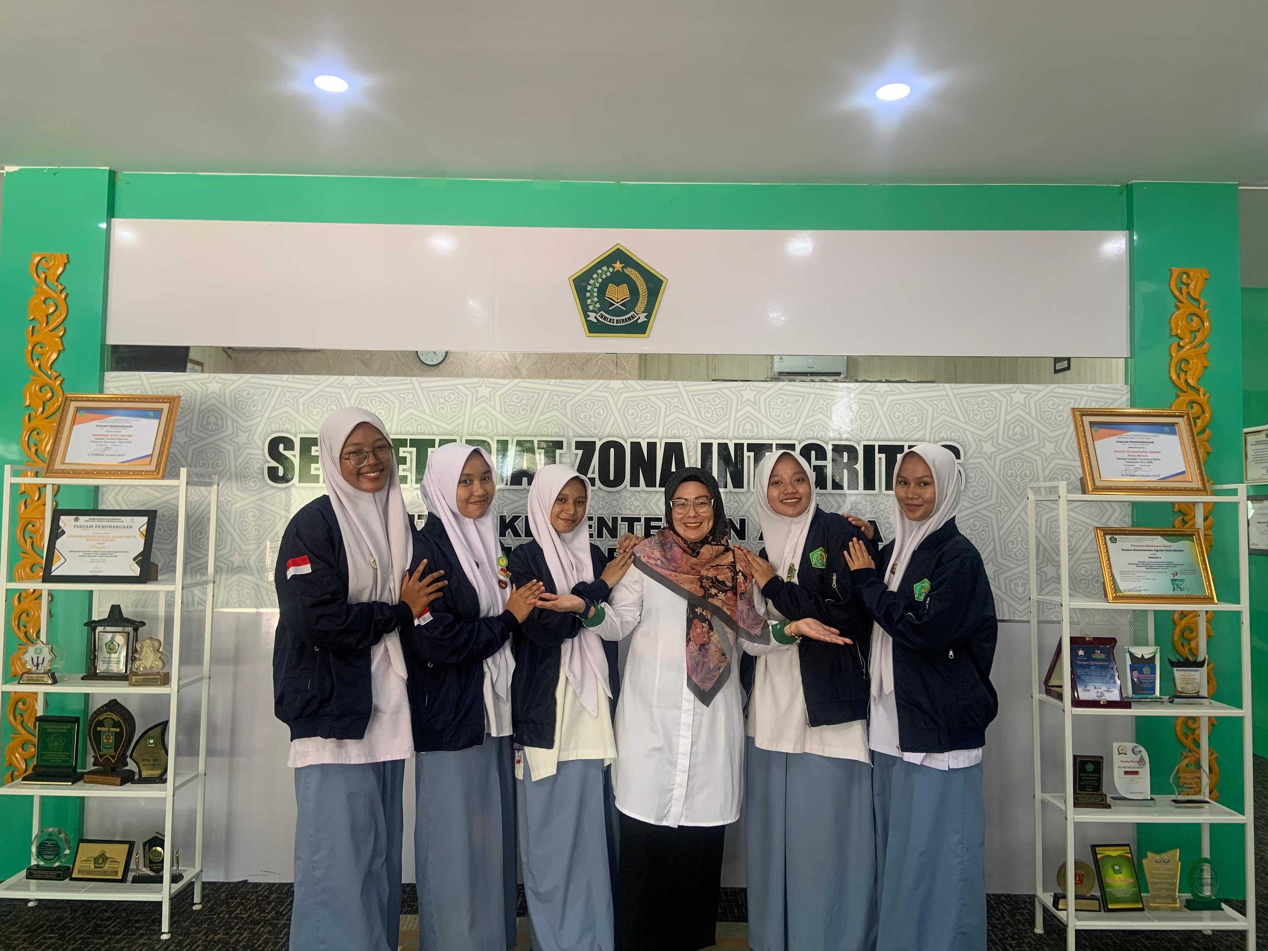 Tanggapan Ketua OSIM MA USB Filial MAN Batam, Organisasi Bukan Penghambat Siswa ke Perguruan Tinggi